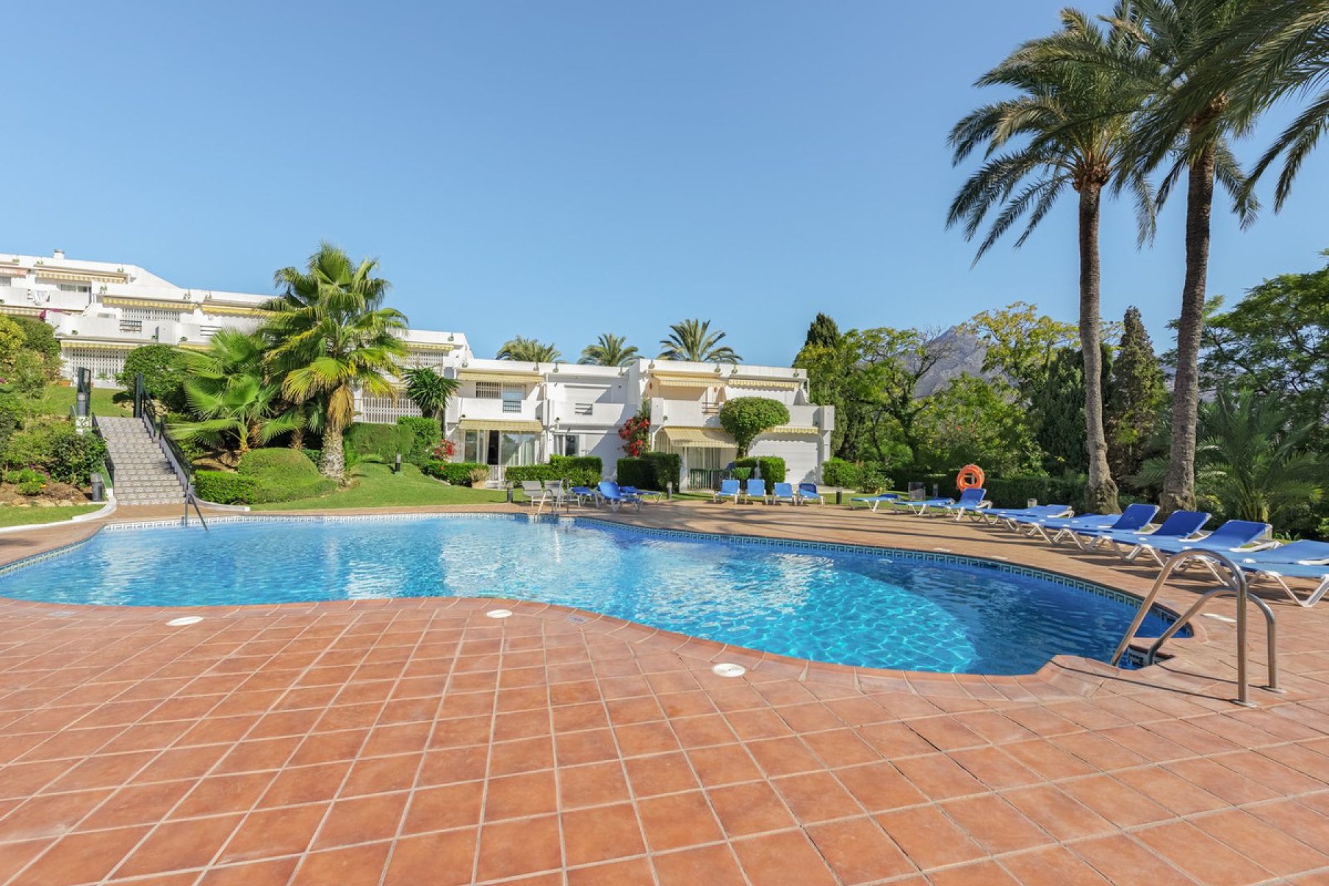 Reventa - House - Townhouse - Marbella - Nueva Andalucia