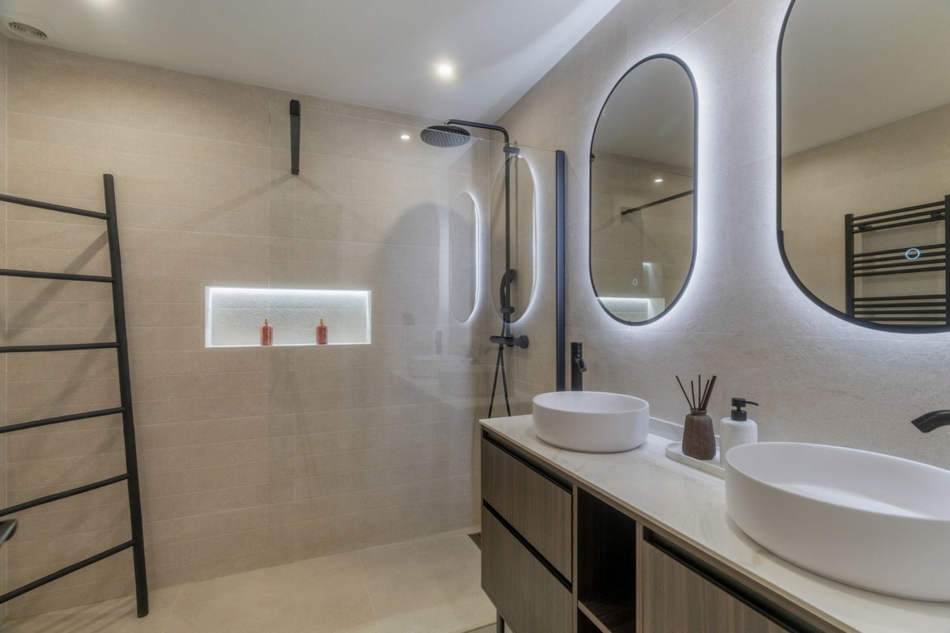 Reventa - House - Townhouse - Marbella - Nueva Andalucia