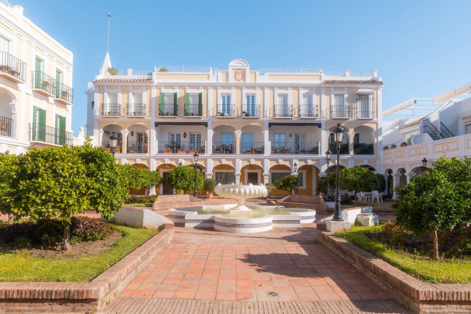 Reventa - House - Townhouse - Marbella - Nueva Andalucia