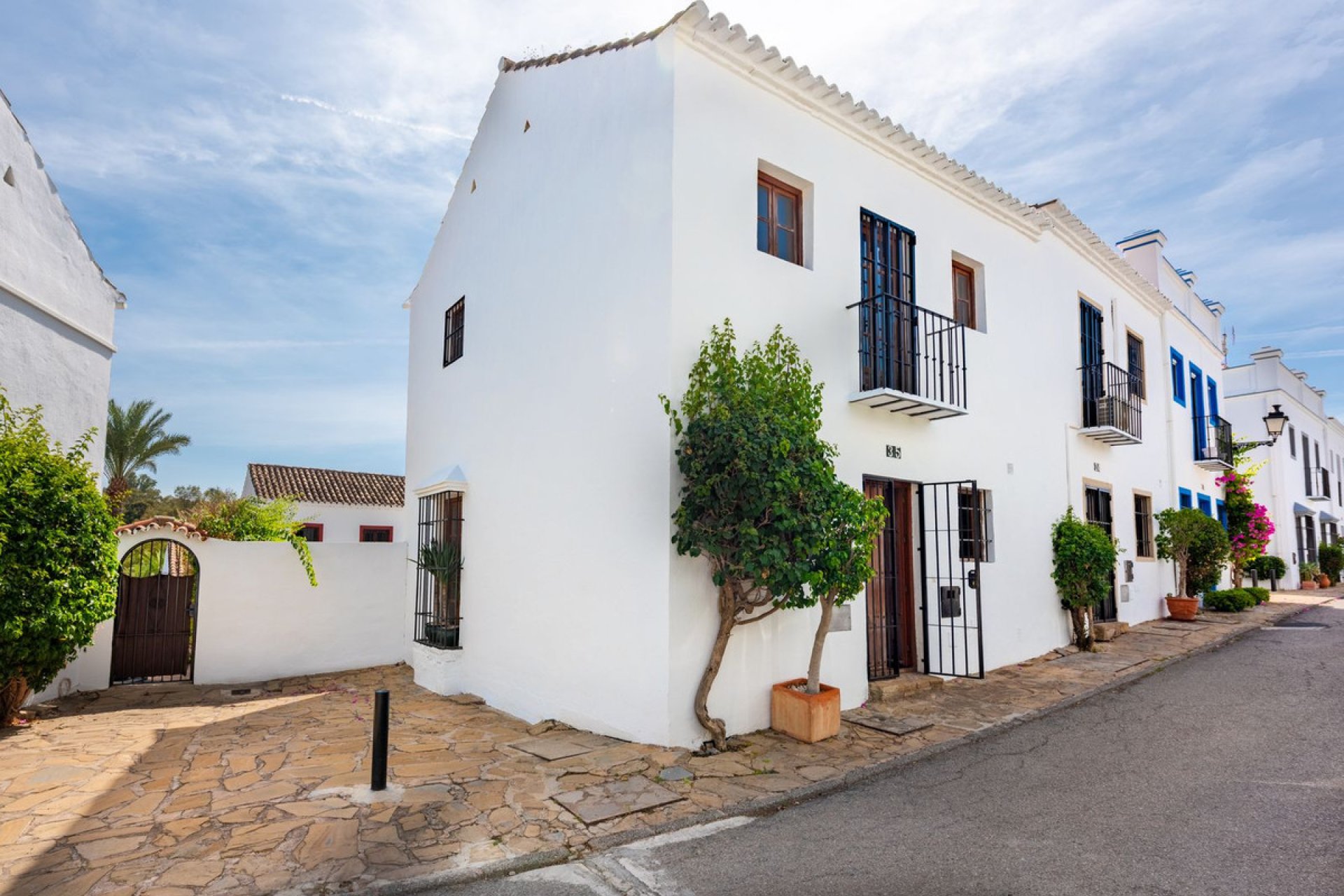 Reventa - House - Townhouse - Marbella - Nueva Andalucia