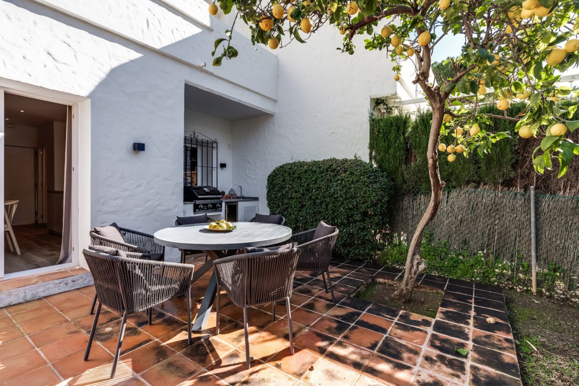 Reventa - House - Townhouse - Marbella - Nueva Andalucia