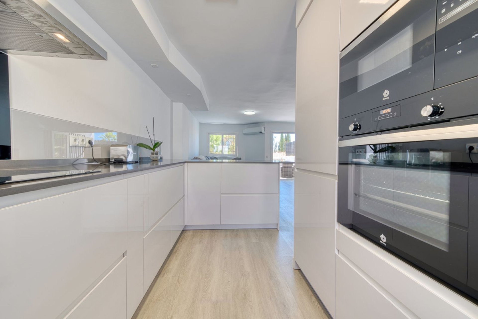 Reventa - House - Townhouse - Marbella - Nueva Andalucia