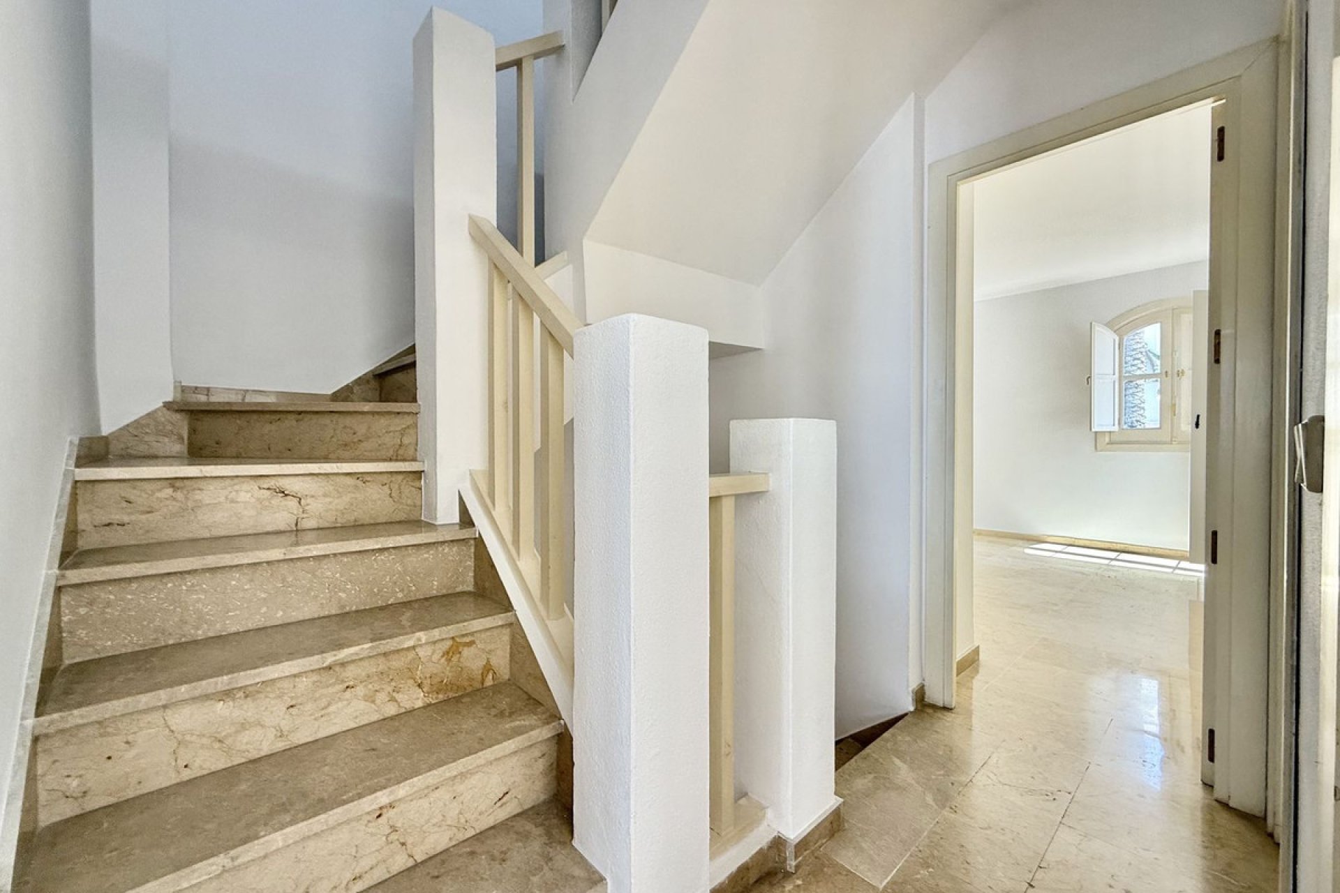 Reventa - House - Townhouse - Marbella - Nueva Andalucia