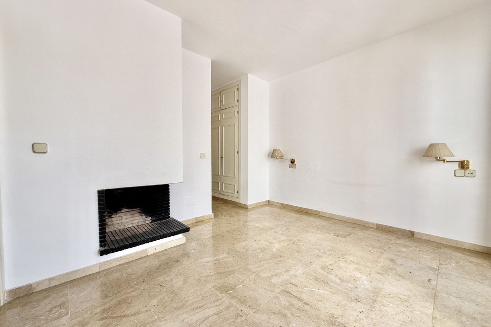 Reventa - House - Townhouse - Marbella - Nueva Andalucia