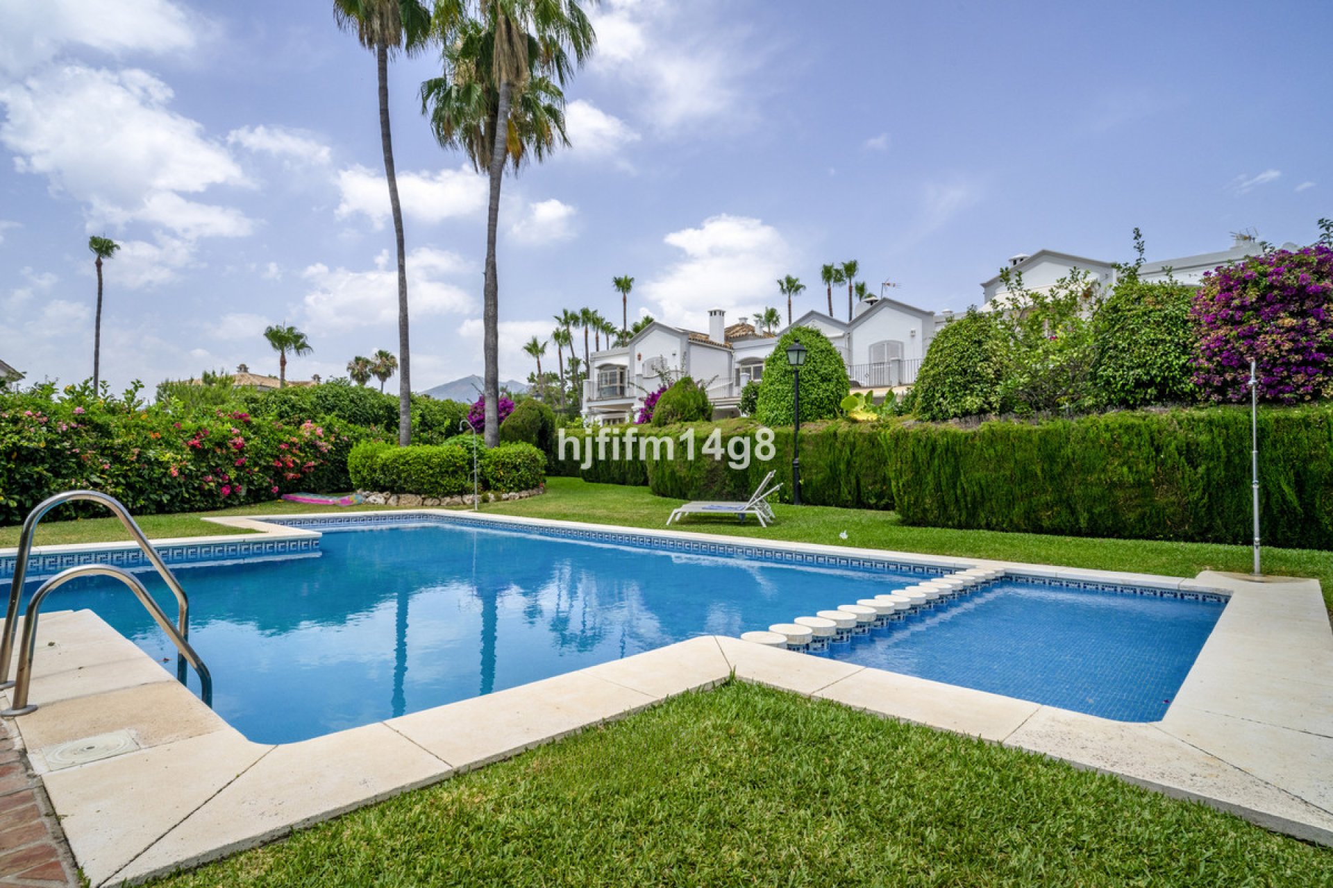 Reventa - House - Townhouse - Marbella - Nueva Andalucia