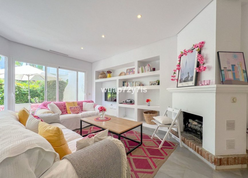 Reventa - House - Townhouse - Marbella - Sierra Blanca