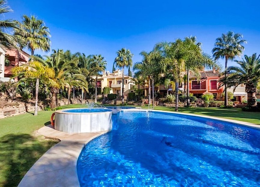 Reventa - House - Townhouse - Marbella