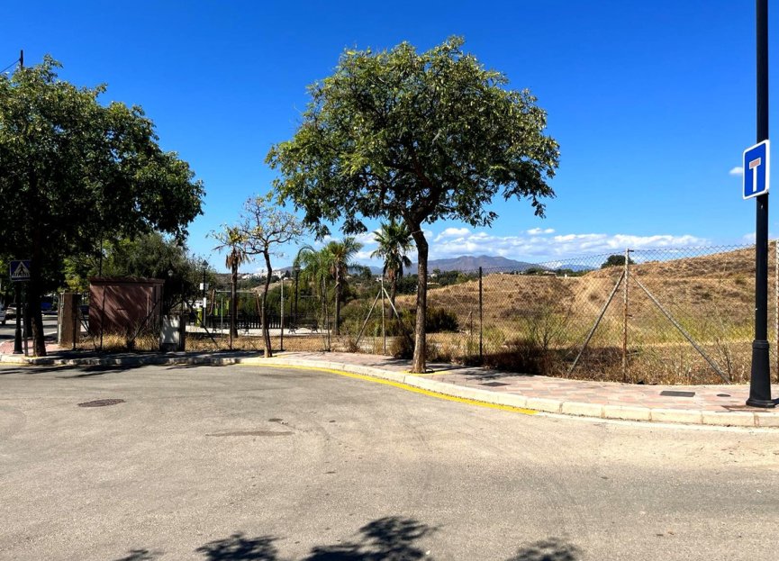 Reventa - Plot - Commercial Plot - Fuengirola - Fuengirola Centro