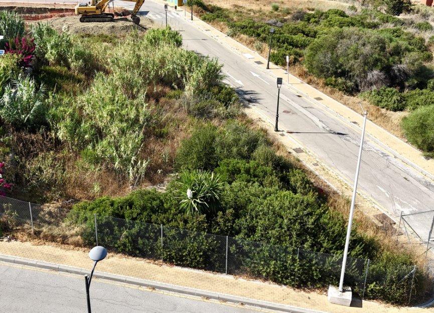 Reventa - Plot - Land - Estepona - Estepona Centro
