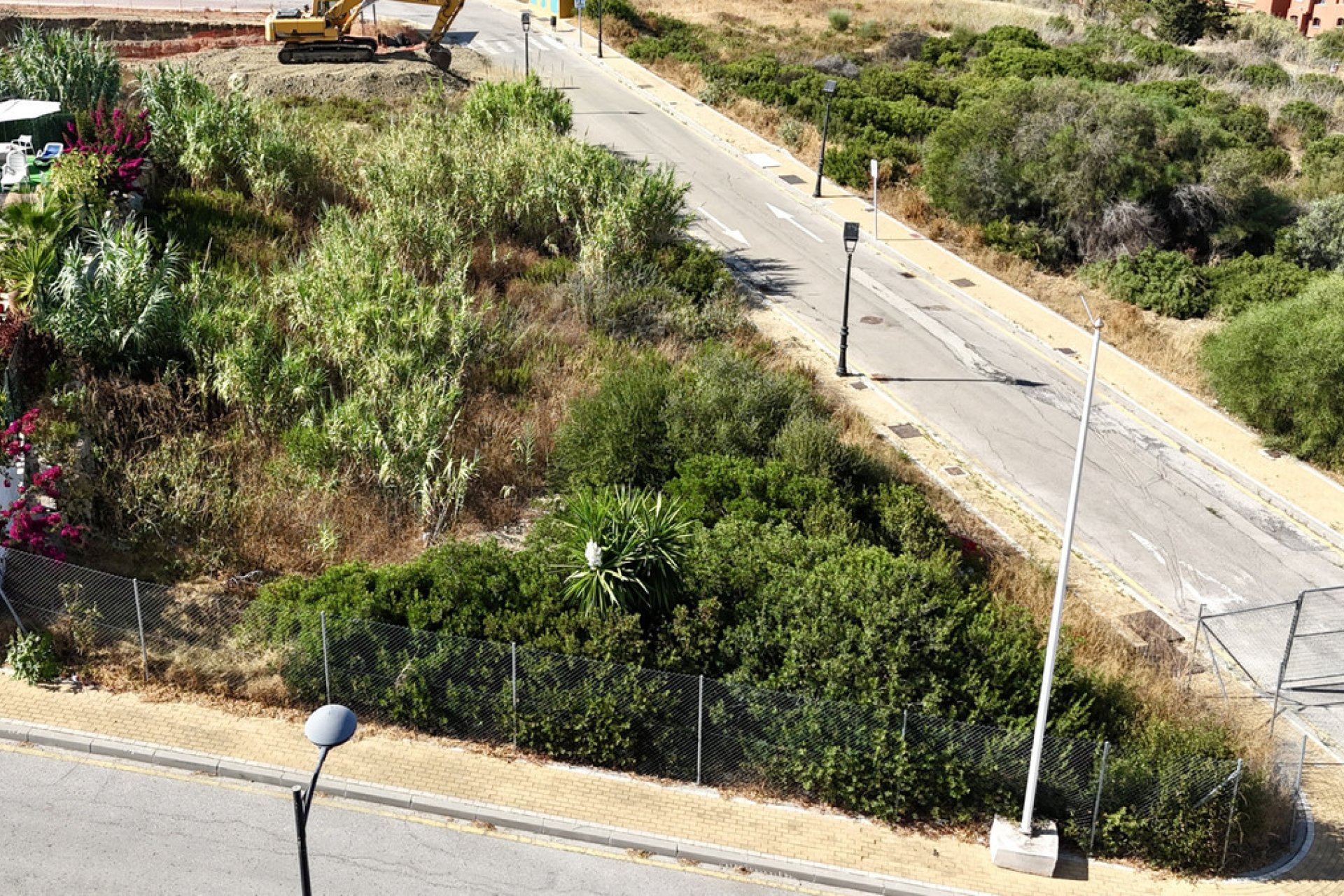 Reventa - Plot - Land - Estepona - Estepona Centro