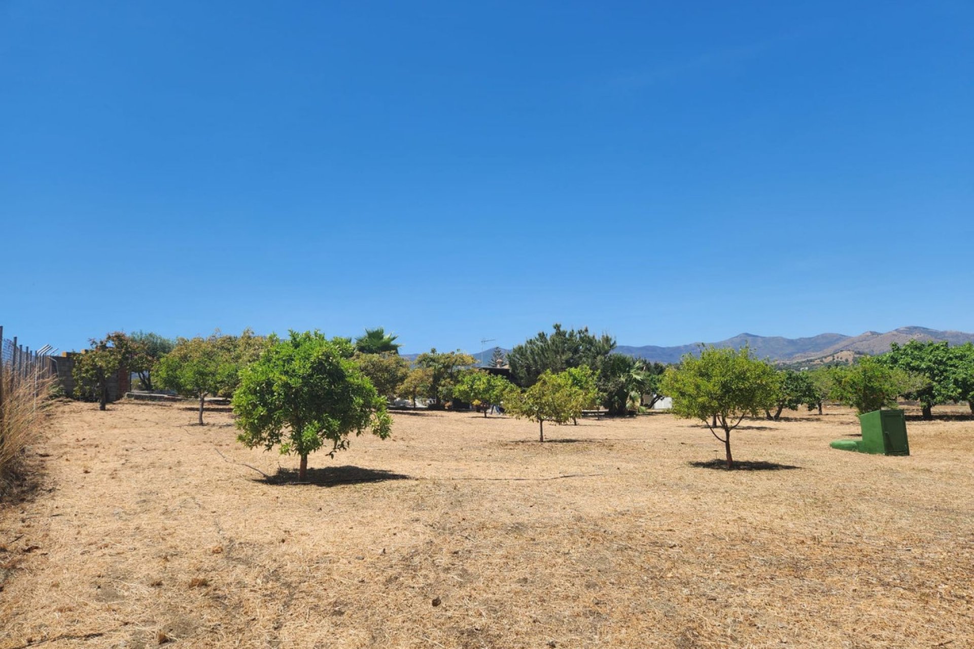 Reventa - Plot - Land - Estepona - Estepona Centro