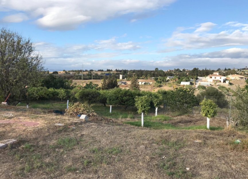 Reventa - Plot - Land - Estepona - Estepona Centro