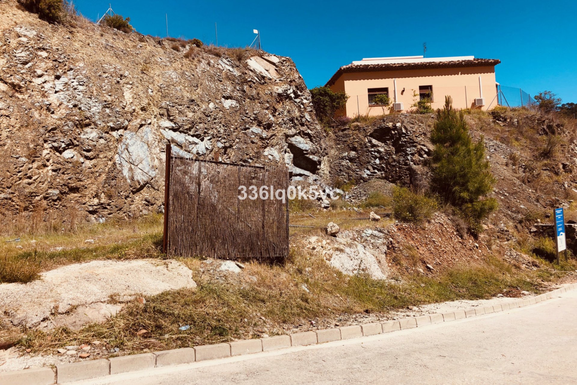 Reventa - Plot - Residential Plot - Benahavís - Benahavís Centro