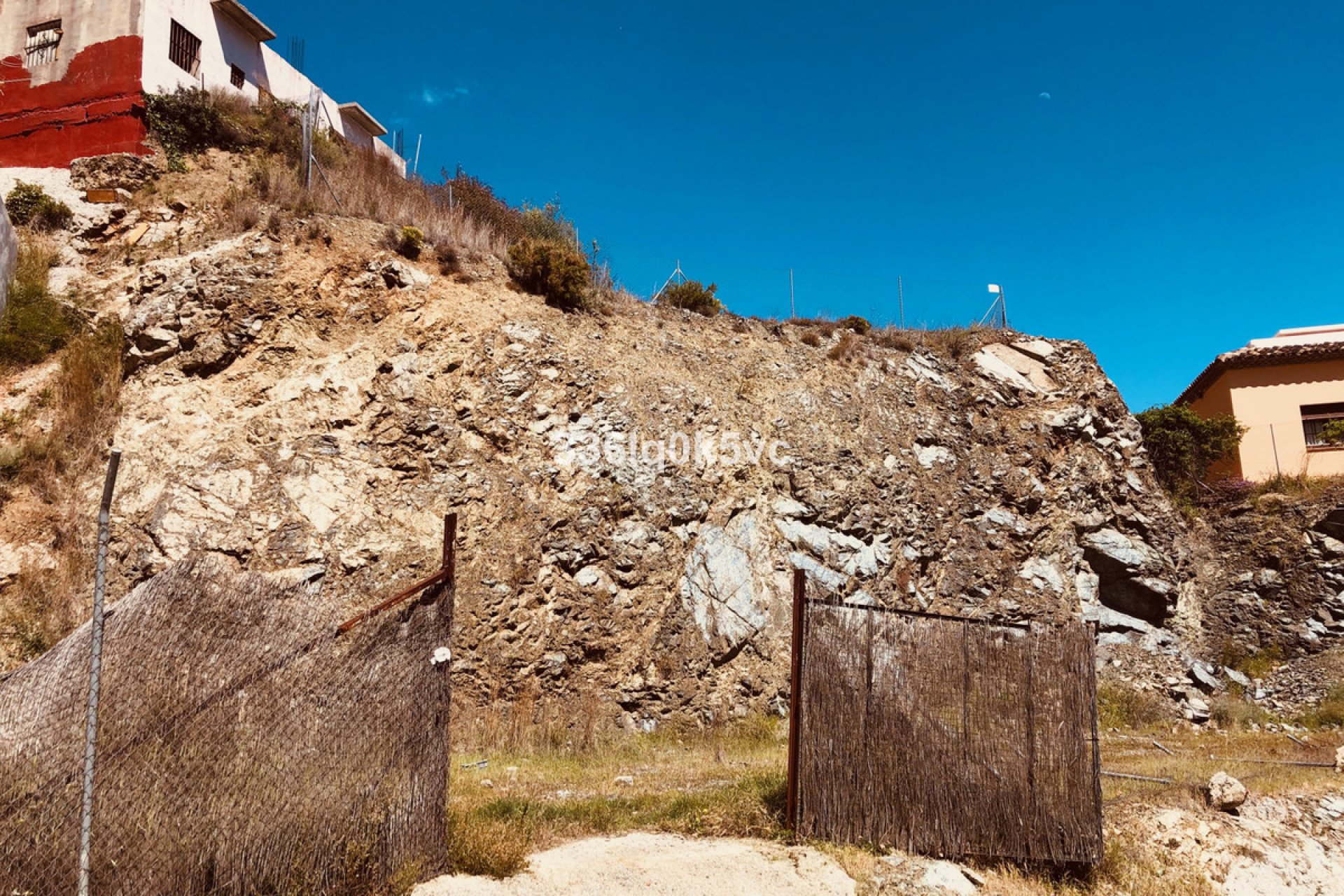 Reventa - Plot - Residential Plot - Benahavís - Benahavís Centro