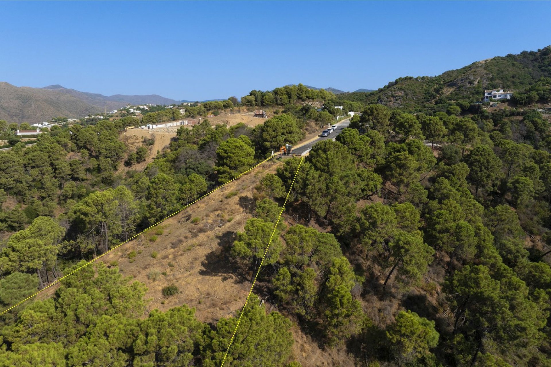 Reventa - Plot - Residential Plot - Benahavís - Benahavís Centro