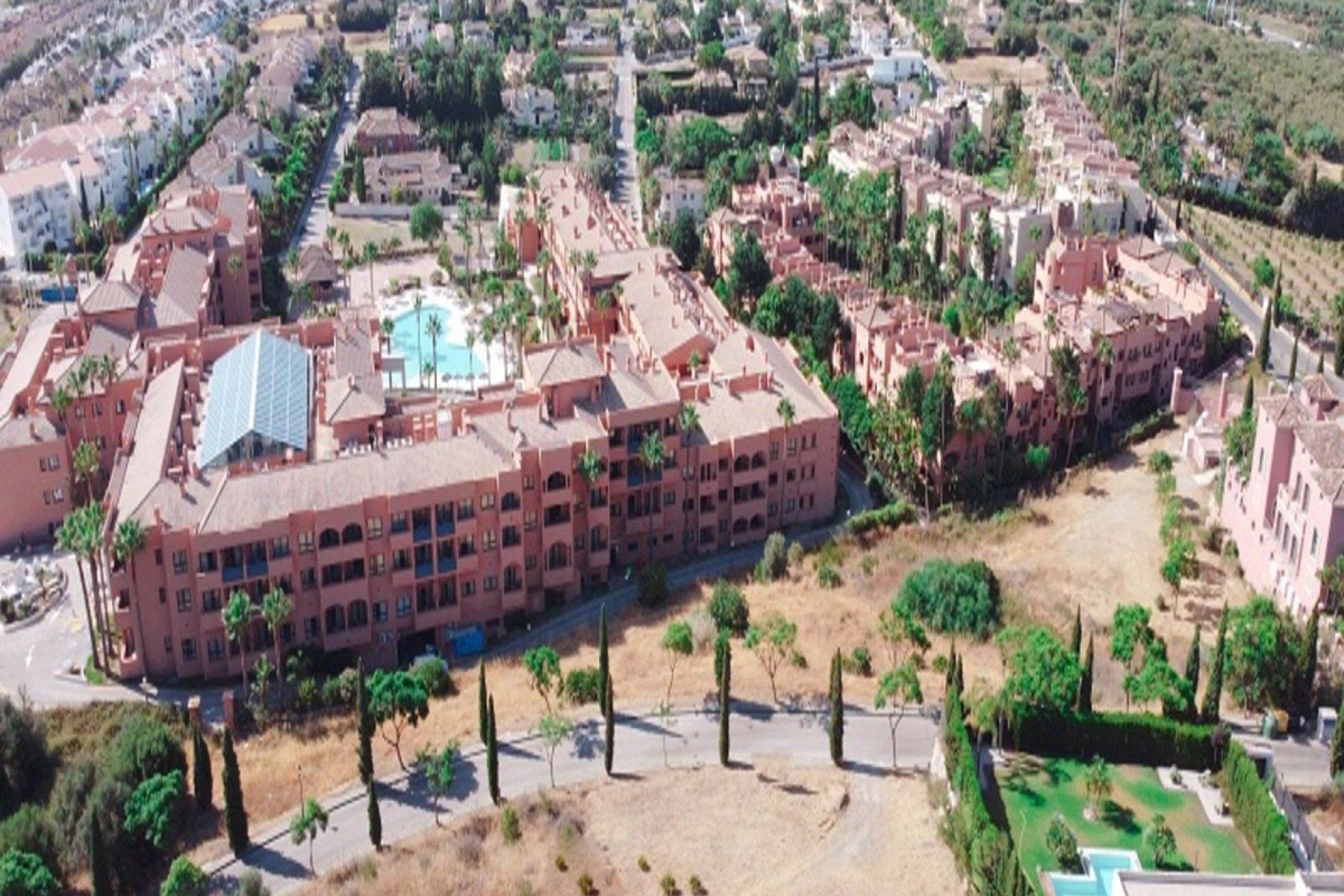 Reventa - Plot - Residential Plot - Benahavís - Benahavís Centro