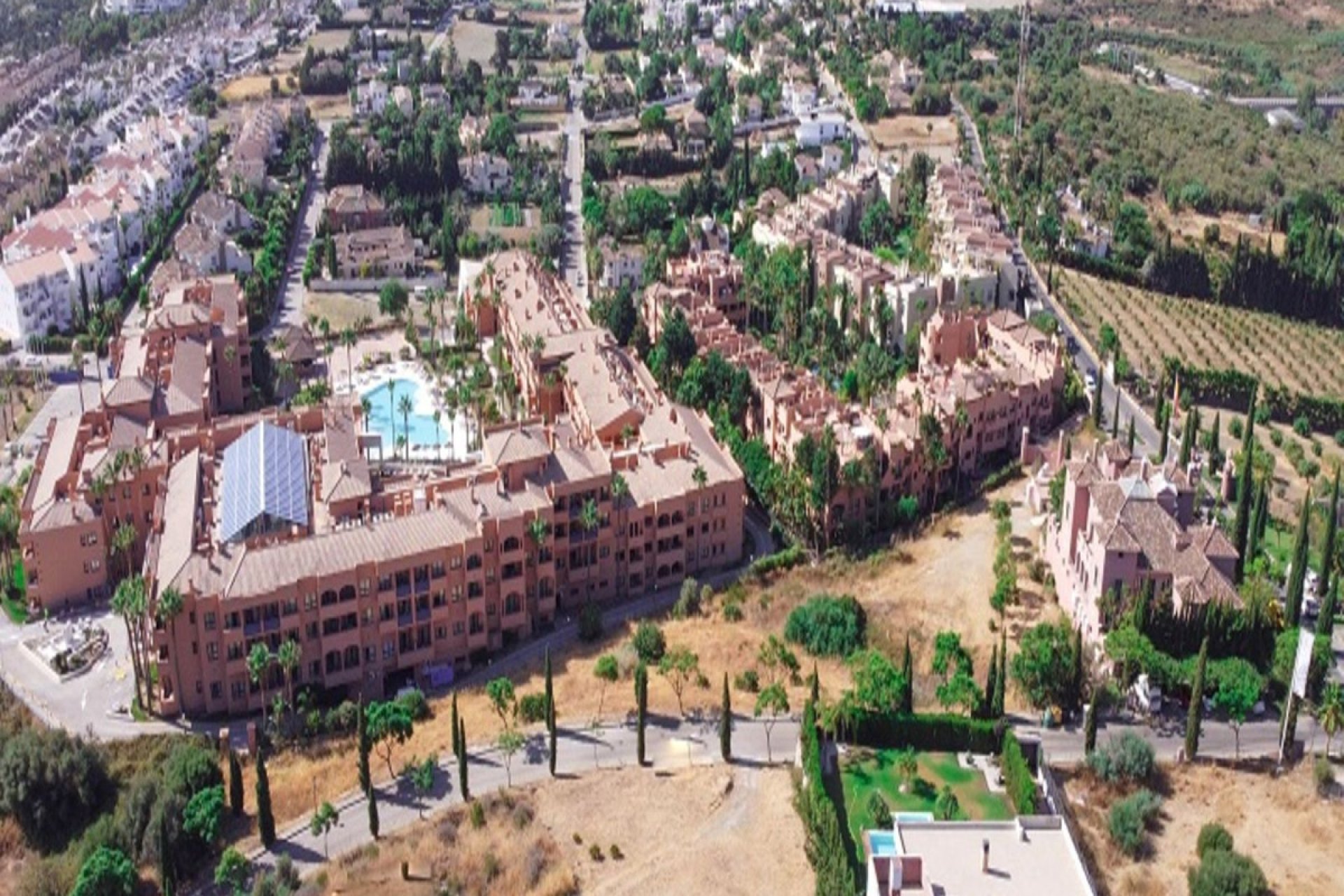 Reventa - Plot - Residential Plot - Benahavís - Benahavís Centro