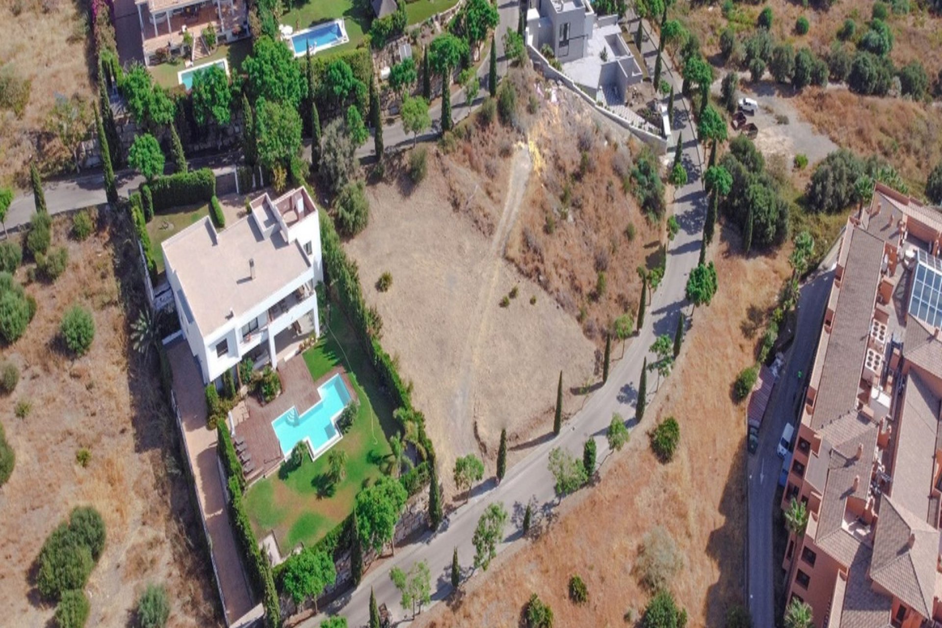 Reventa - Plot - Residential Plot - Benahavís - Benahavís Centro