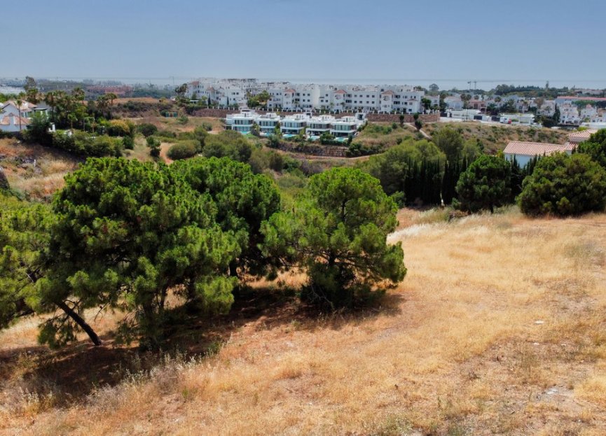 Reventa - Plot - Residential Plot - Estepona - Selwo