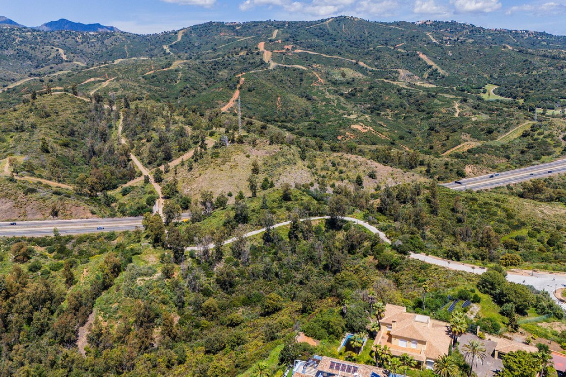 Reventa - Plot - Residential Plot - Marbella - Elviria