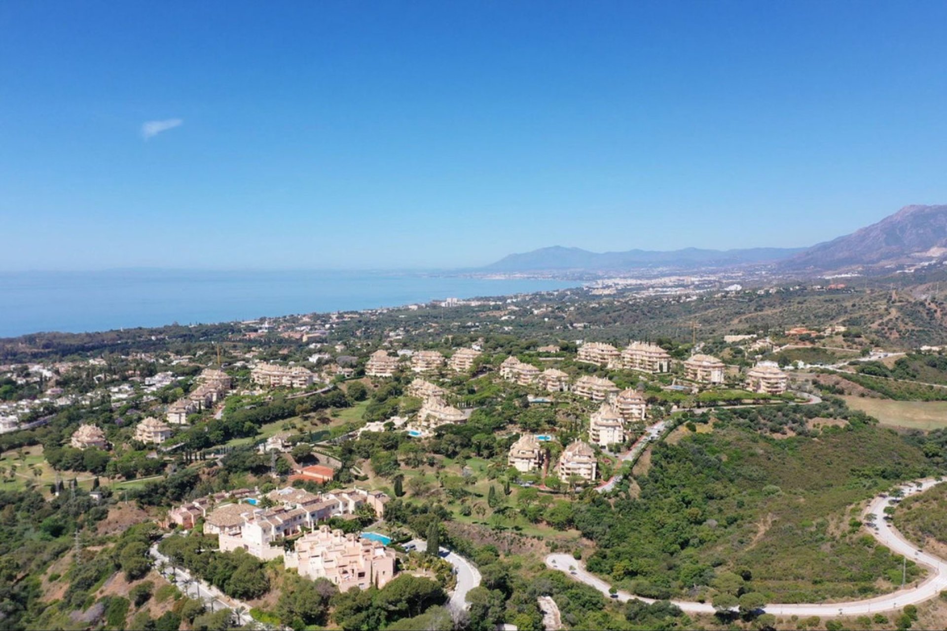 Reventa - Plot - Residential Plot - Marbella - Elviria