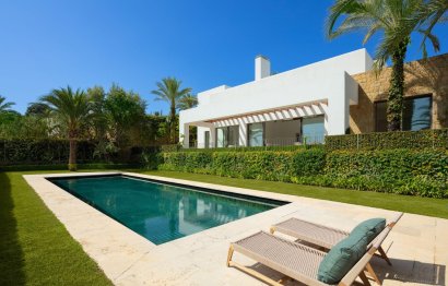 Villa - Obra nueva -
            Casares - NBS-24070