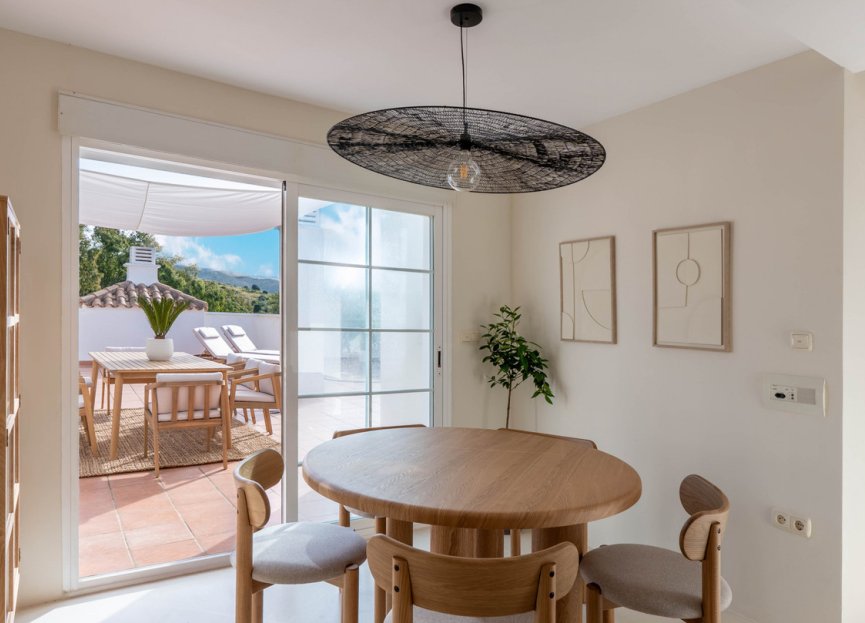 Resale - Apartment - Penthouse - Marbella - Río Real