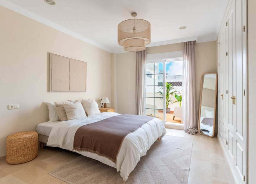 Resale - Apartment - Penthouse - Marbella - Río Real