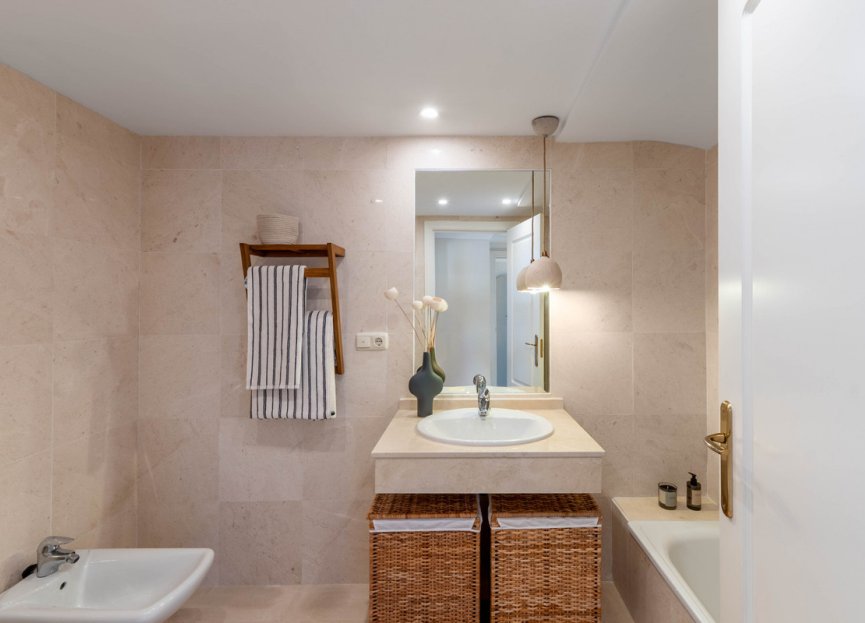 Resale - Apartment - Penthouse - Marbella - Río Real