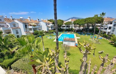 Resale - Apartment - Top Floor Apartment - Estepona - El Presidente