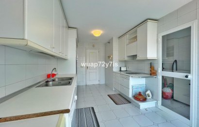 Resale - Apartment - Top Floor Apartment - Estepona - El Presidente