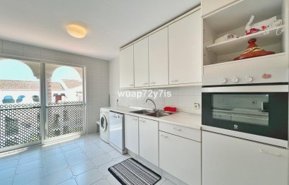 Resale - Apartment - Top Floor Apartment - Estepona - El Presidente
