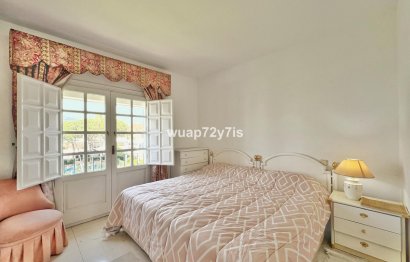 Resale - Apartment - Top Floor Apartment - Estepona - El Presidente