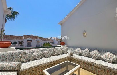 Resale - Apartment - Top Floor Apartment - Estepona - El Presidente