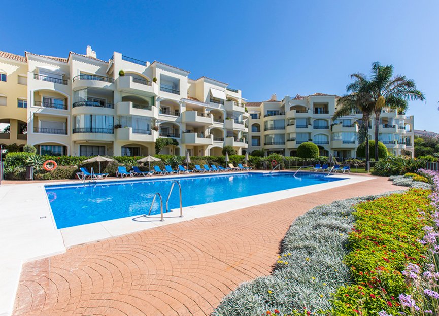 Resale - Apartment - Elviria