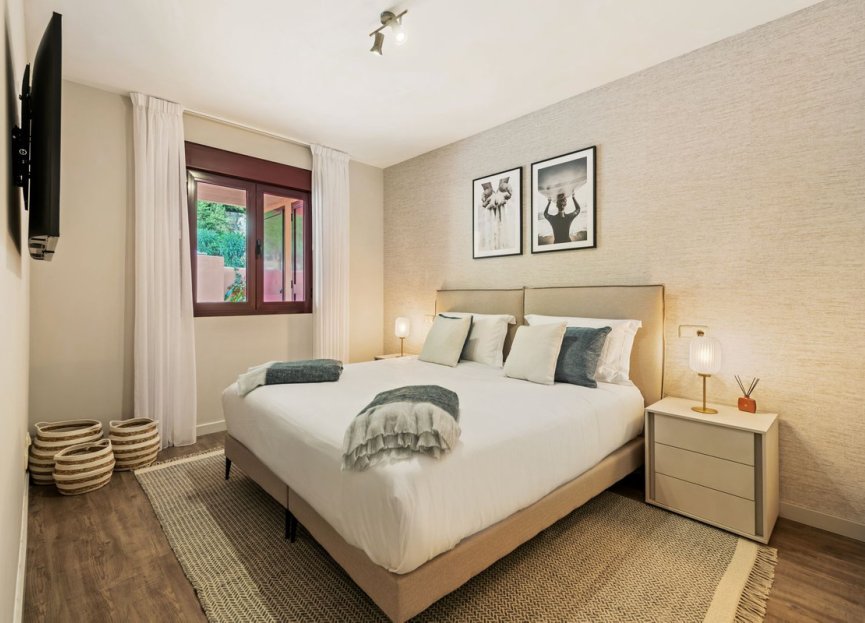 Resale - Apartment - Middle Floor Apartment - Benahavís - Benahavís Centro