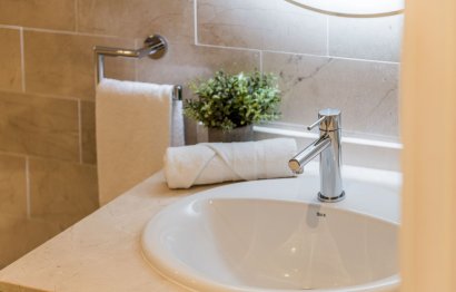 Resale - Apartment - Middle Floor Apartment - Benahavís - Benahavís Centro