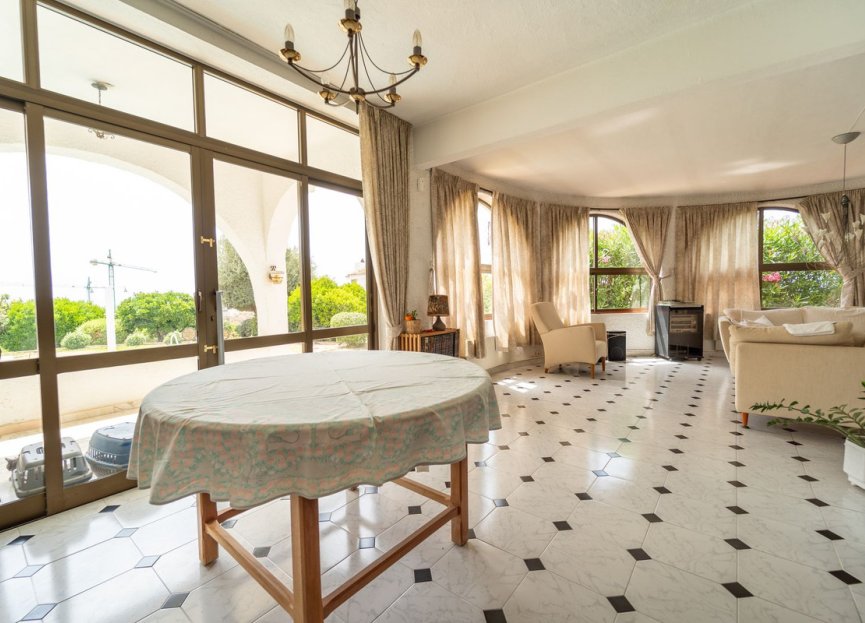 Resale - House - Detached Villa - Benalmádena - Torremuelle