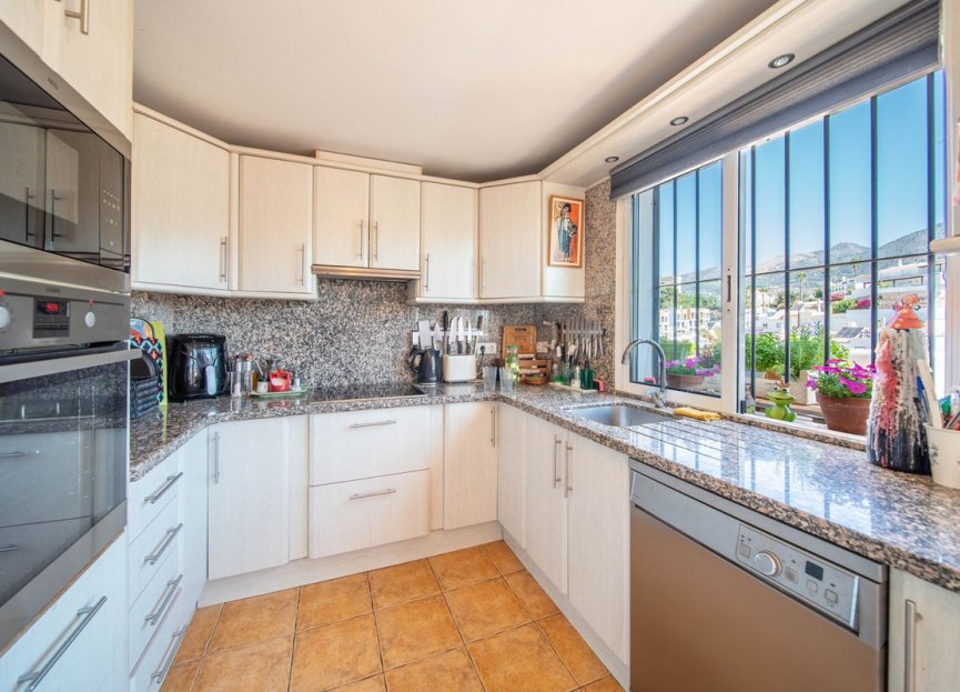 Resale - House - Semi-Detached House - Fuengirola - Fuengirola Centro