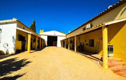 Resale - House - Finca - Cortijo - Antequera - Antequera Centro