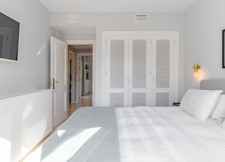 Resale - House - Semi-Detached House - Benahavís - La Quinta