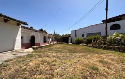 Resale - House - Detached Villa - Sotogrande
