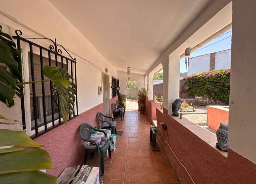 Resale - House - Detached Villa - Sotogrande