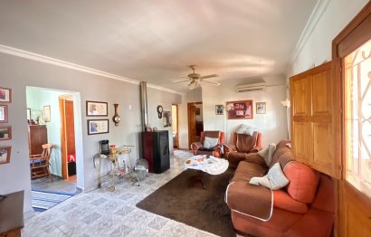 Resale - House - Detached Villa - Sotogrande