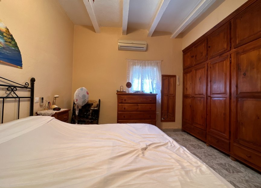 Resale - House - Detached Villa - Sotogrande