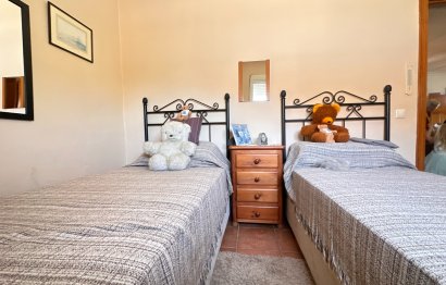 Resale - House - Detached Villa - Sotogrande