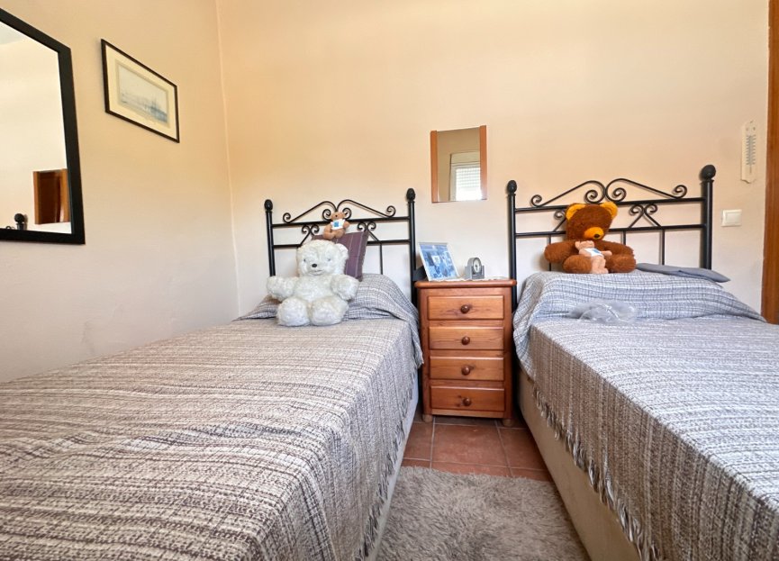 Resale - House - Detached Villa - Sotogrande