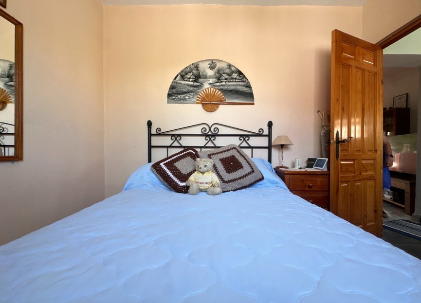 Resale - House - Detached Villa - Sotogrande