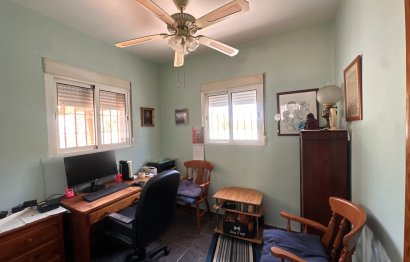 Resale - House - Detached Villa - Sotogrande