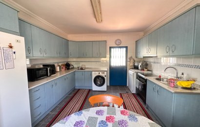 Resale - House - Detached Villa - Sotogrande